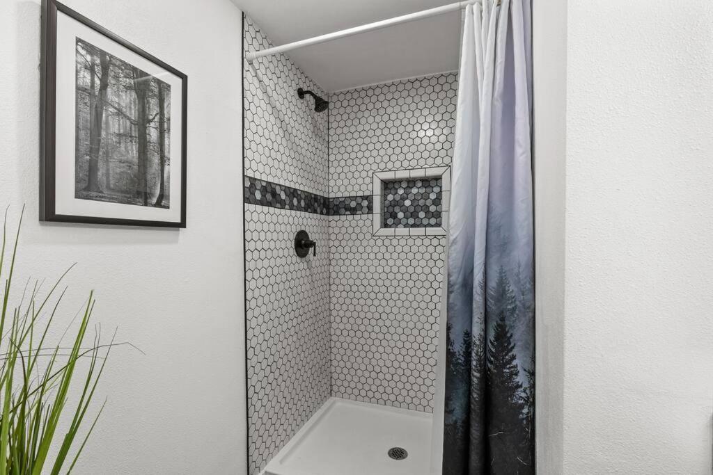 Apartamento Pacific Nw Gem W/Hot-Tub 15 Minutes Airport. Auburn Exterior foto